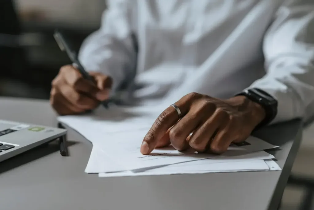 Auditoria de folha de pagamento: guia para identificar erros e evitar passivos