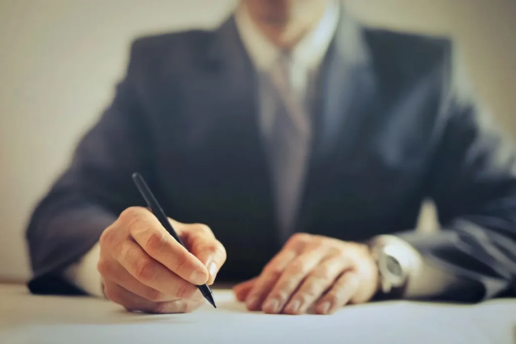 Gestão de contratos: como mapear riscos e controlar prazos